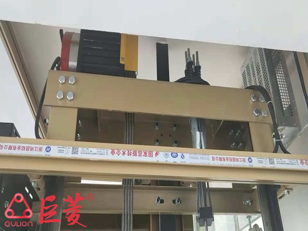 一臺(tái)私家別墅電梯主要有哪些重要部件組成的？