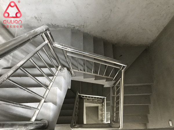 別墅裝電梯還要樓梯嗎 別墅裝電梯還要樓梯嗎